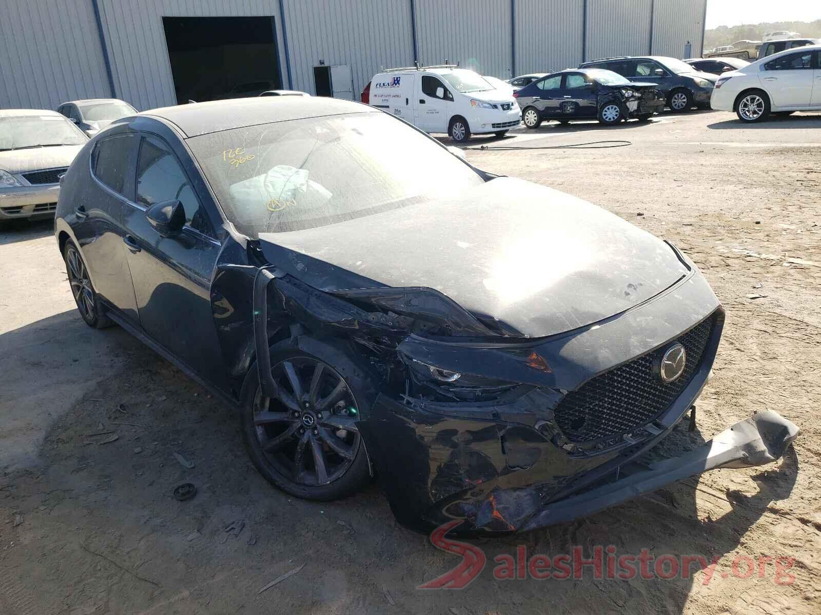 JM1BPAMM7K1135464 2019 MAZDA 3