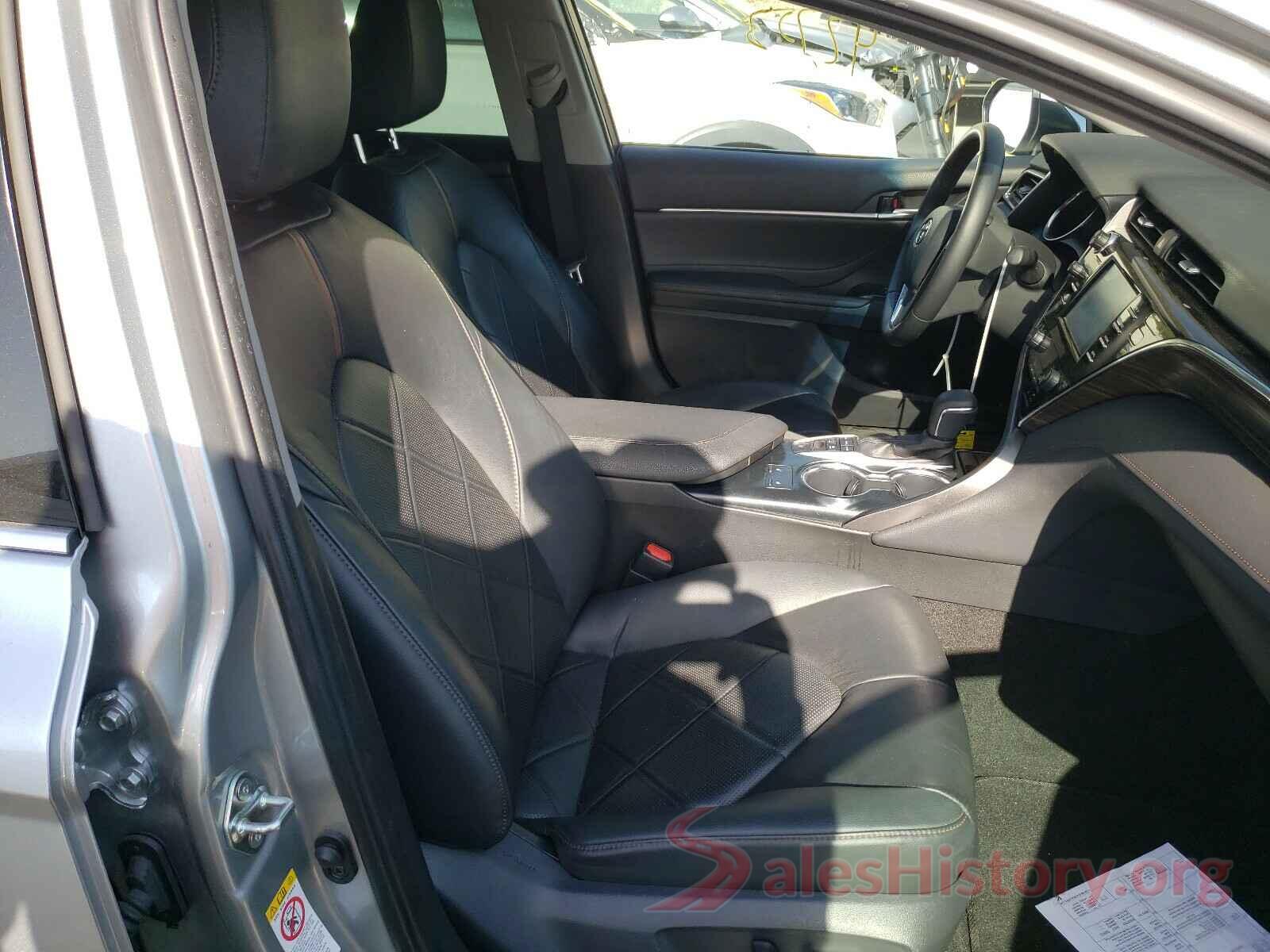 4T1B21HKXJU507878 2018 TOYOTA CAMRY