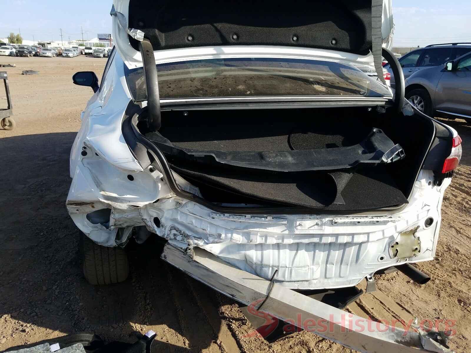 4T1B11HK8JU606279 2018 TOYOTA CAMRY