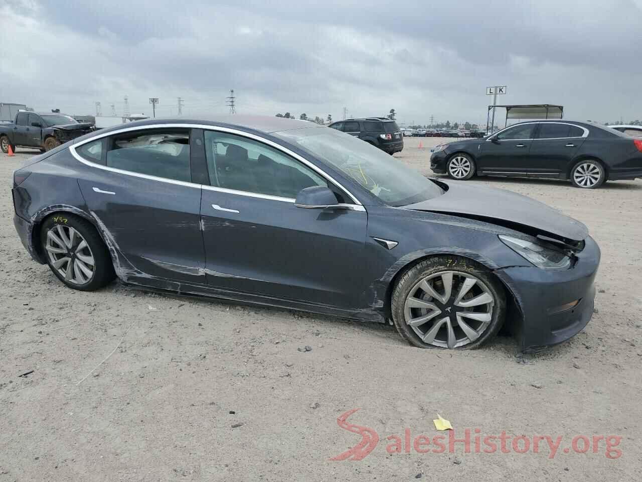 5YJ3E1EAXKF326835 2019 TESLA MODEL 3