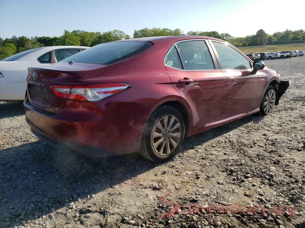 4T1B11HK1JU662581 2018 TOYOTA CAMRY