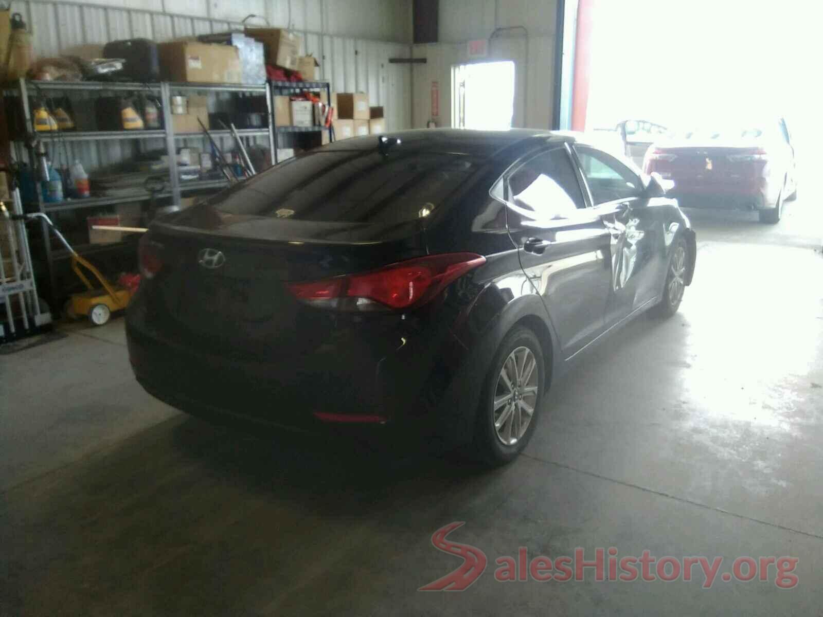 5NPDH4AE9GH757908 2016 HYUNDAI ELANTRA