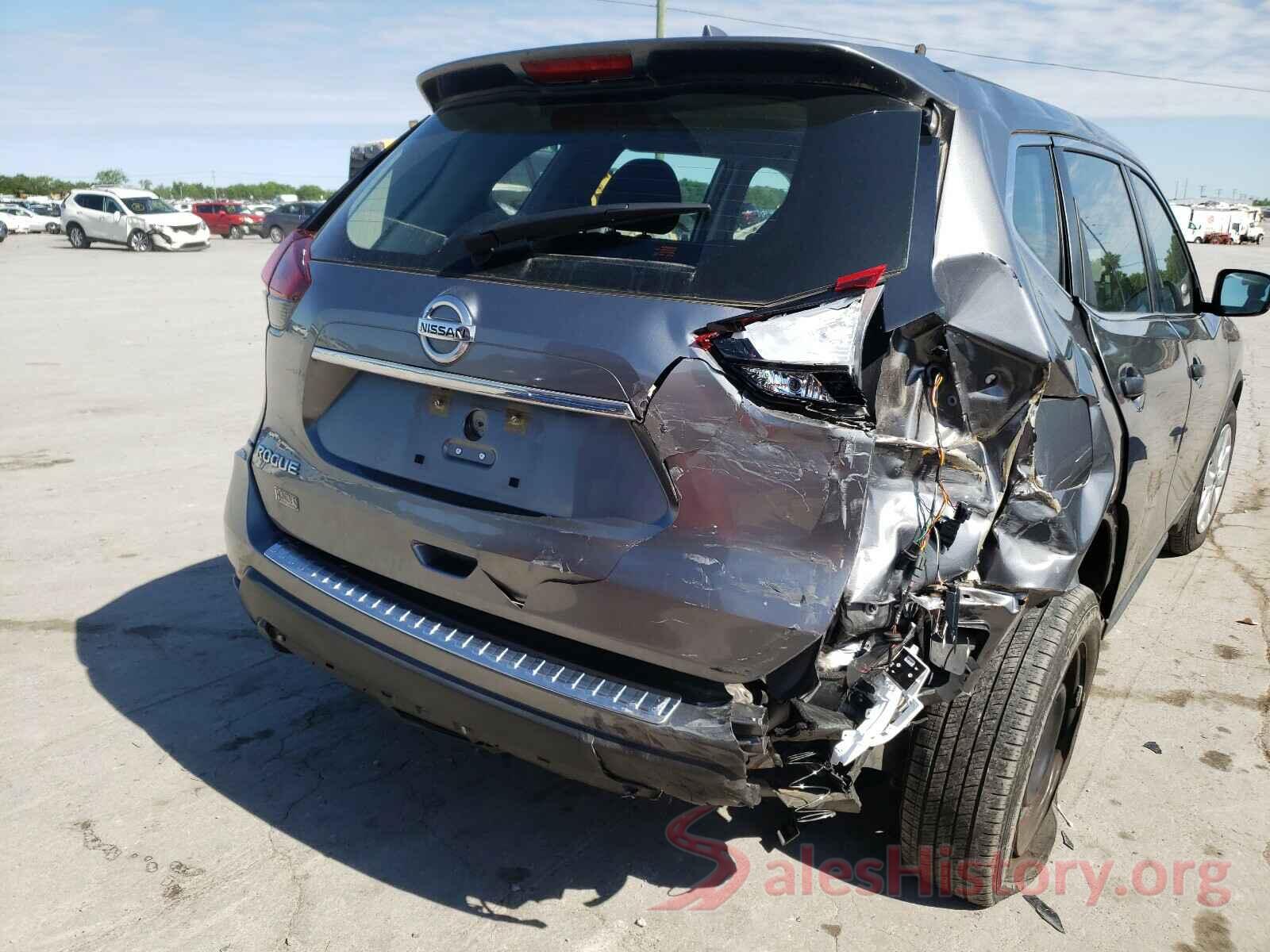 KNMAT2MT9JP617210 2018 NISSAN ROGUE