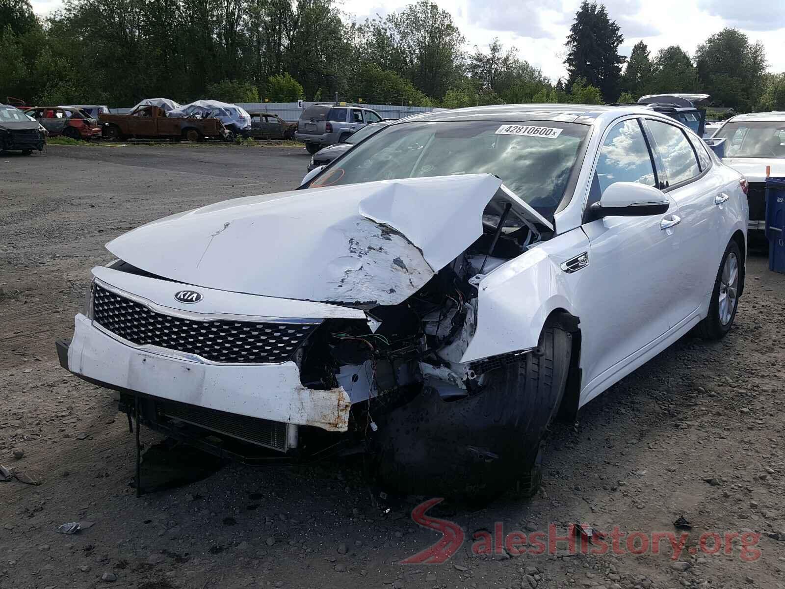 5XXGU4L38JG272280 2018 KIA OPTIMA