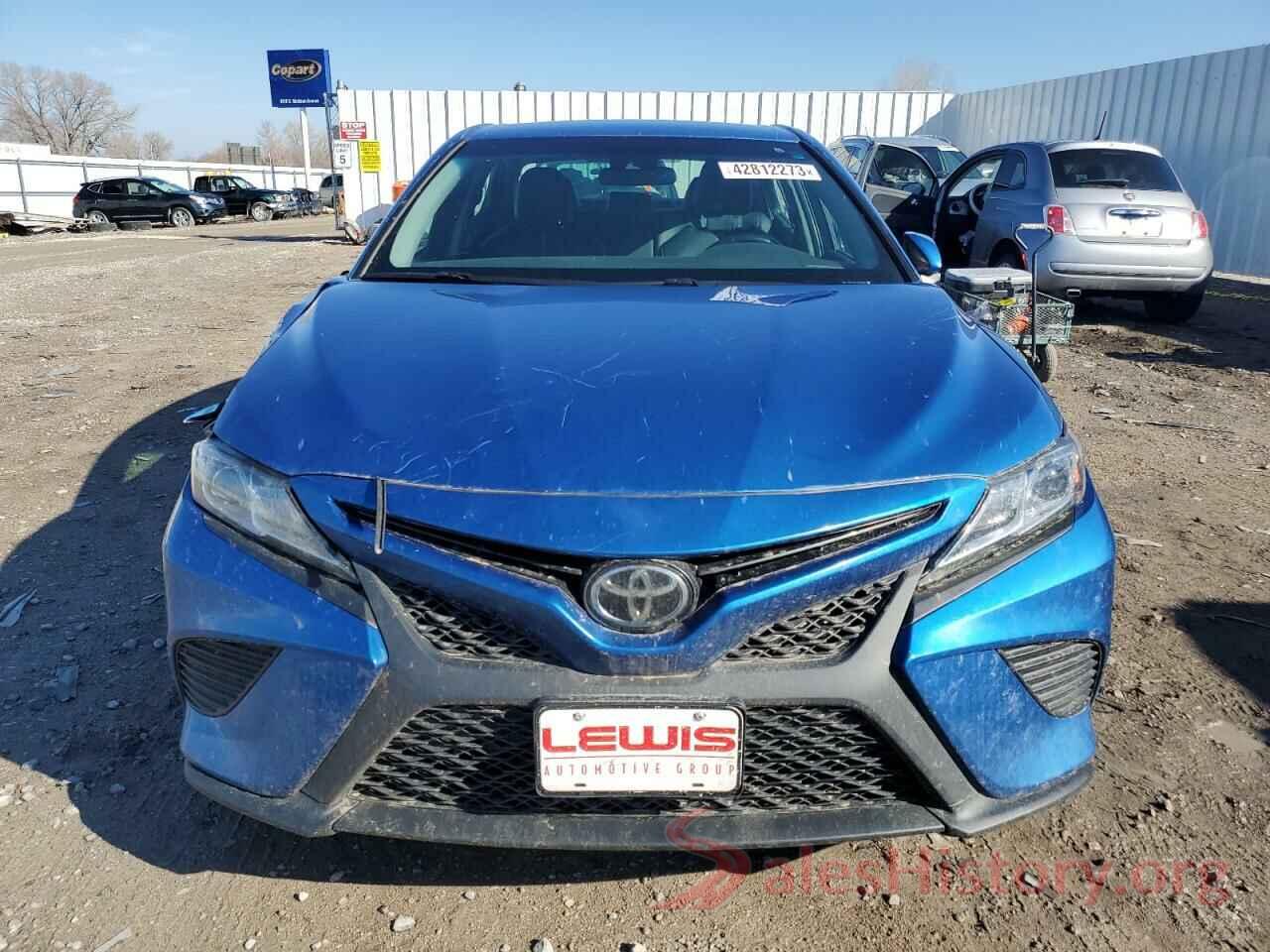 4T1B11HK4JU108869 2018 TOYOTA CAMRY