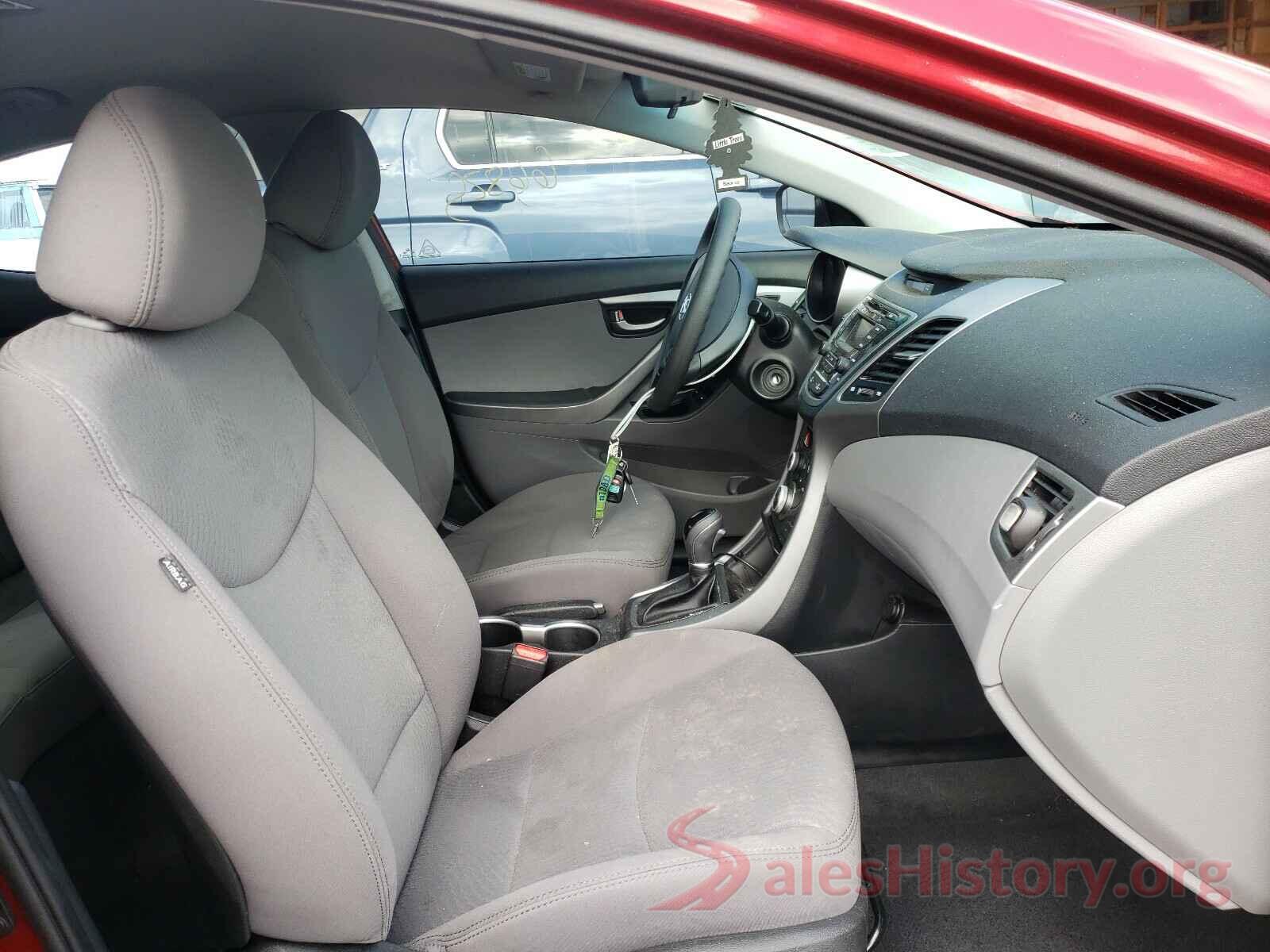 5NPDH4AE8GH769550 2016 HYUNDAI ELANTRA