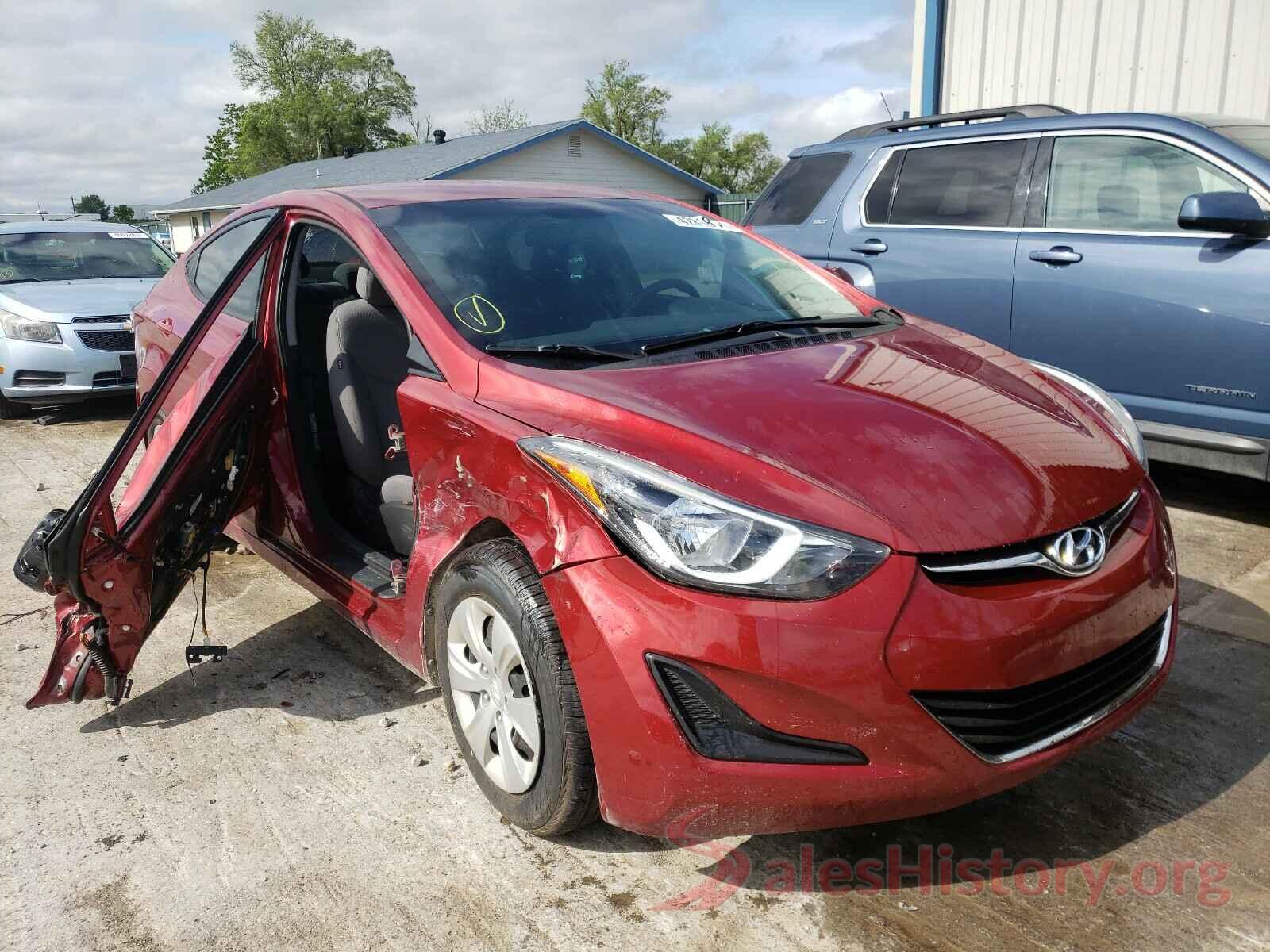 5NPDH4AE8GH769550 2016 HYUNDAI ELANTRA