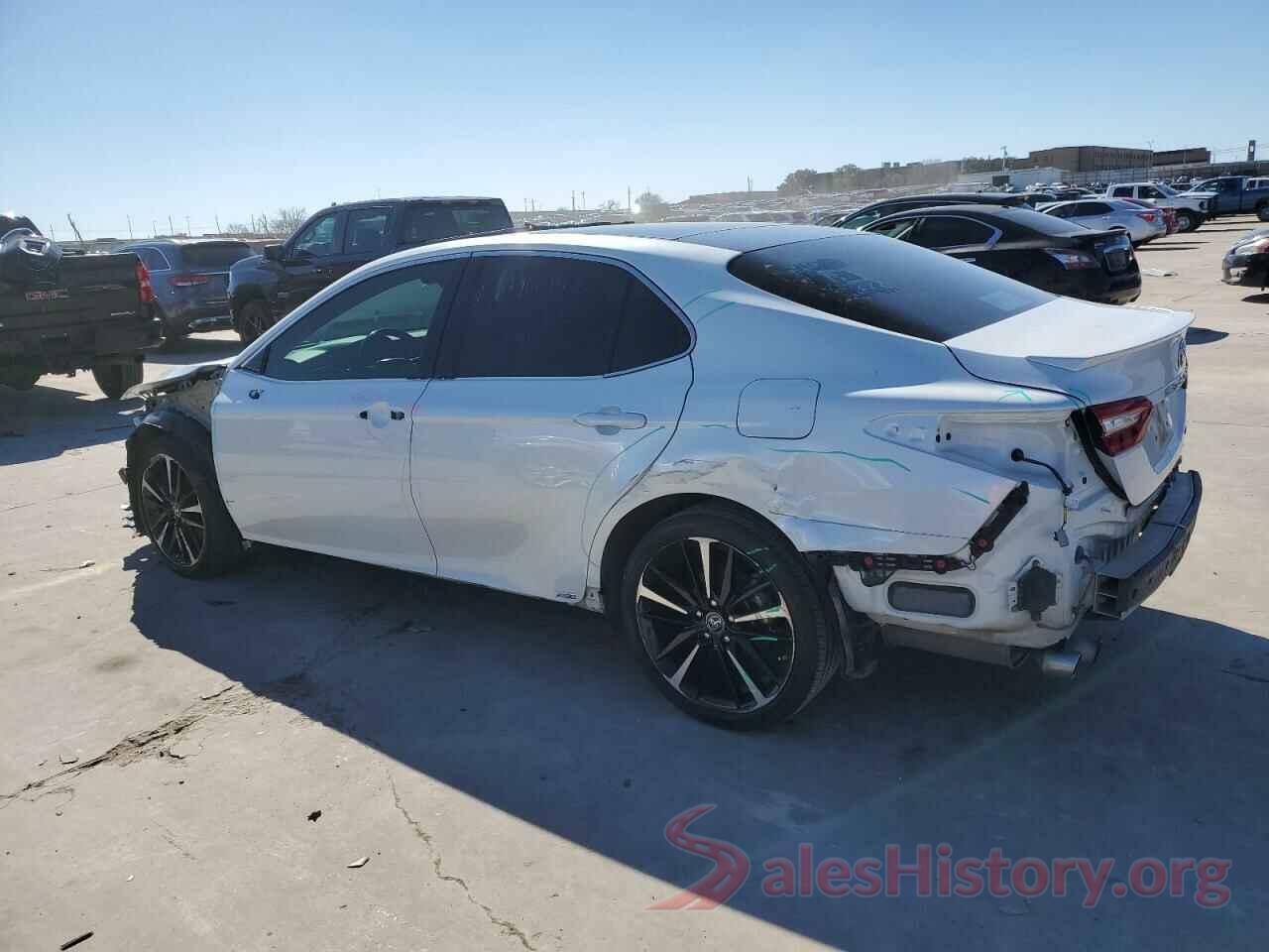 4T1B61HK1JU038619 2018 TOYOTA CAMRY