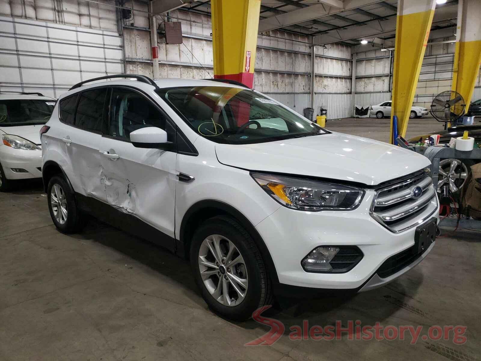 1FMCU9GD3JUC10029 2018 FORD ESCAPE