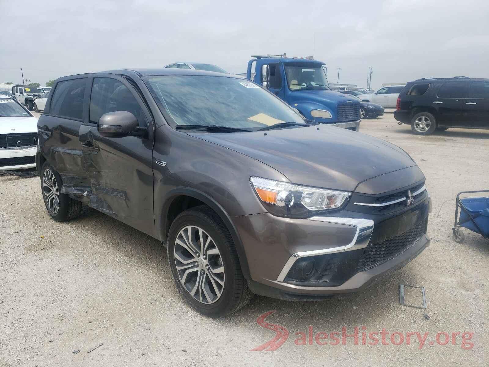 JA4AP3AU7JU017627 2018 MITSUBISHI OUTLANDER