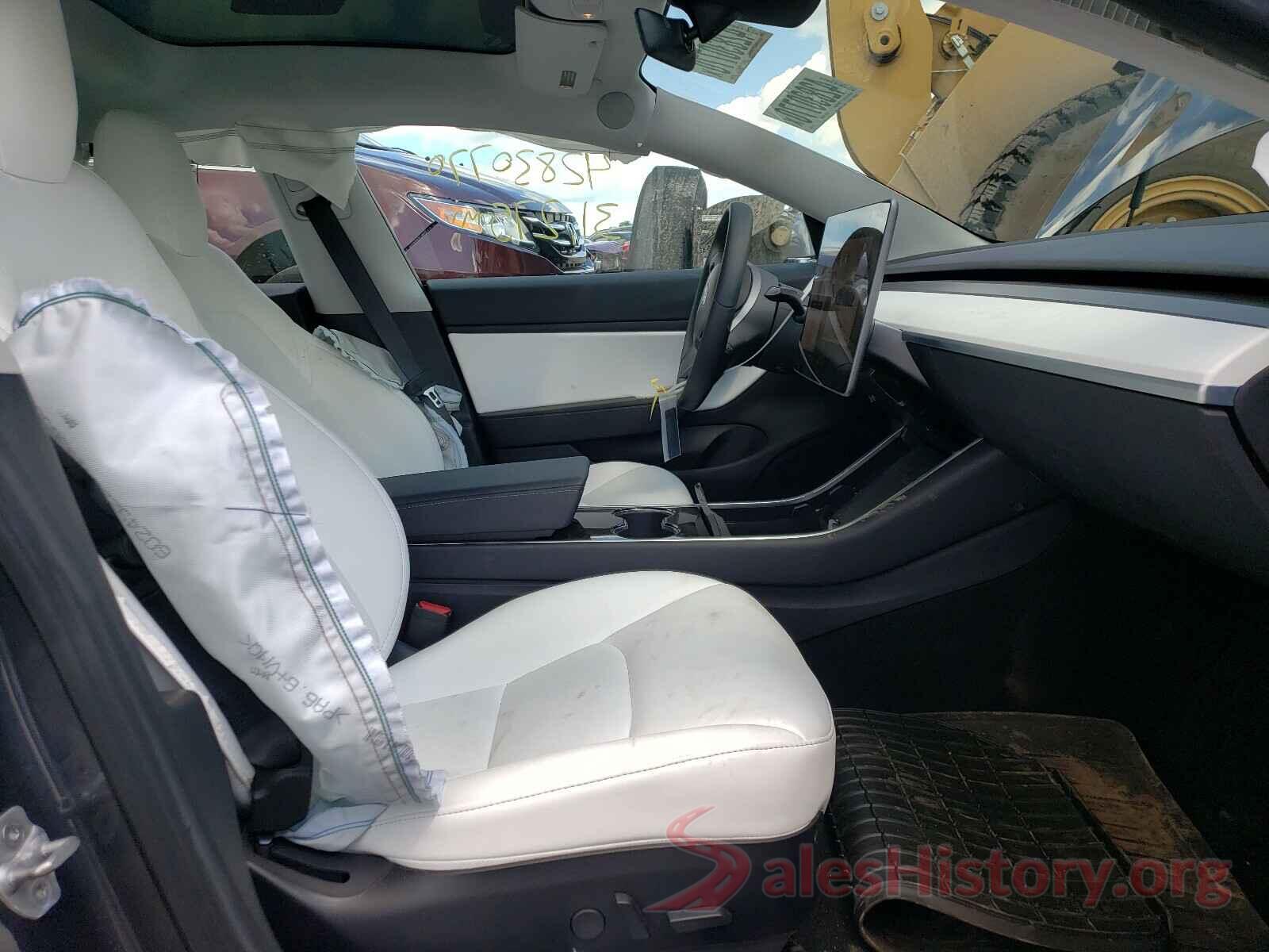 5YJ3E1EBXJF079453 2018 TESLA MODEL 3