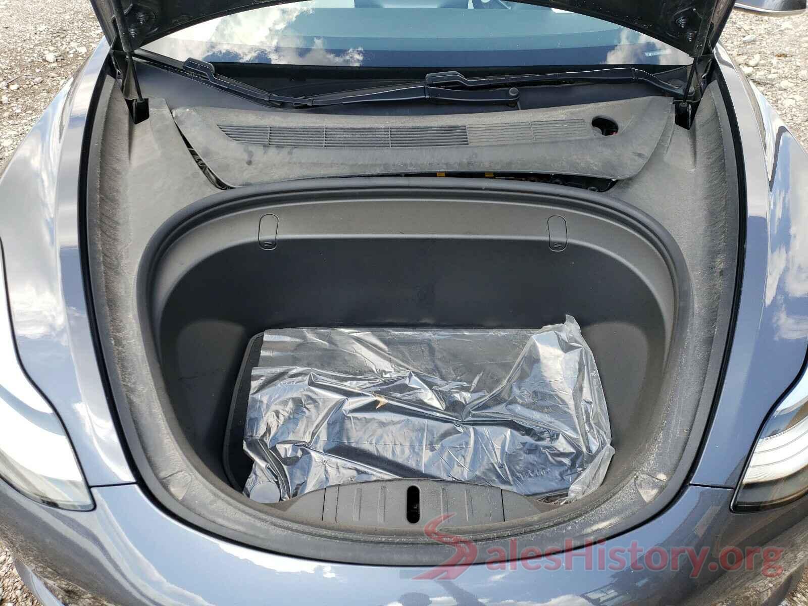 5YJ3E1EBXJF079453 2018 TESLA MODEL 3