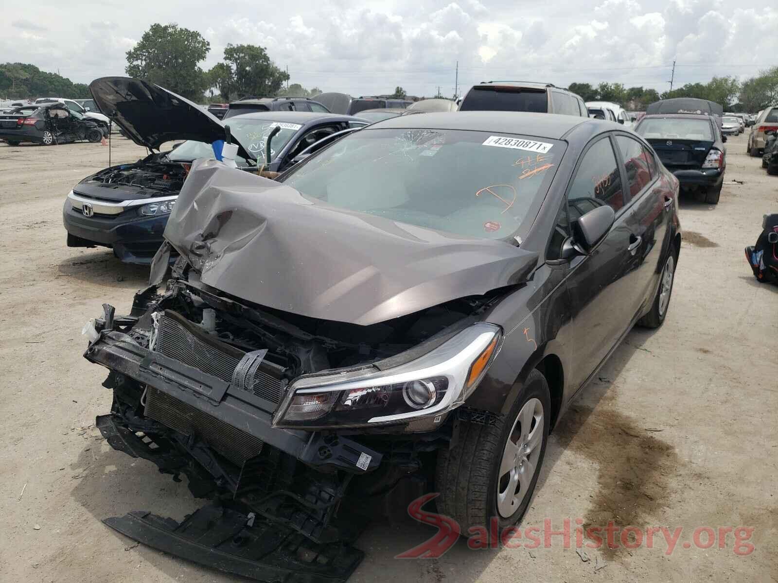 3KPFK4A7XHE013316 2017 KIA FORTE