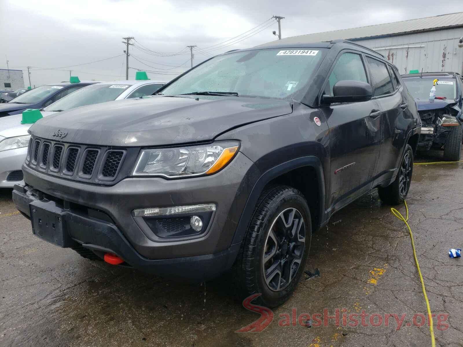 3C4NJDDB3KT627786 2019 JEEP COMPASS