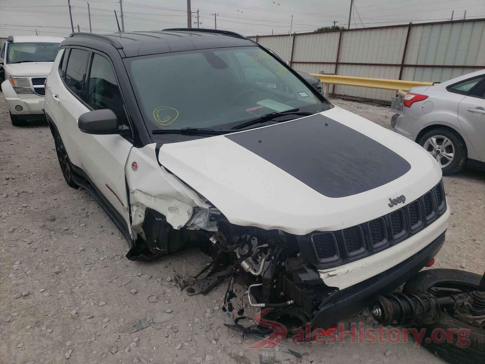 3C4NJDDB9KT800033 2019 JEEP COMPASS