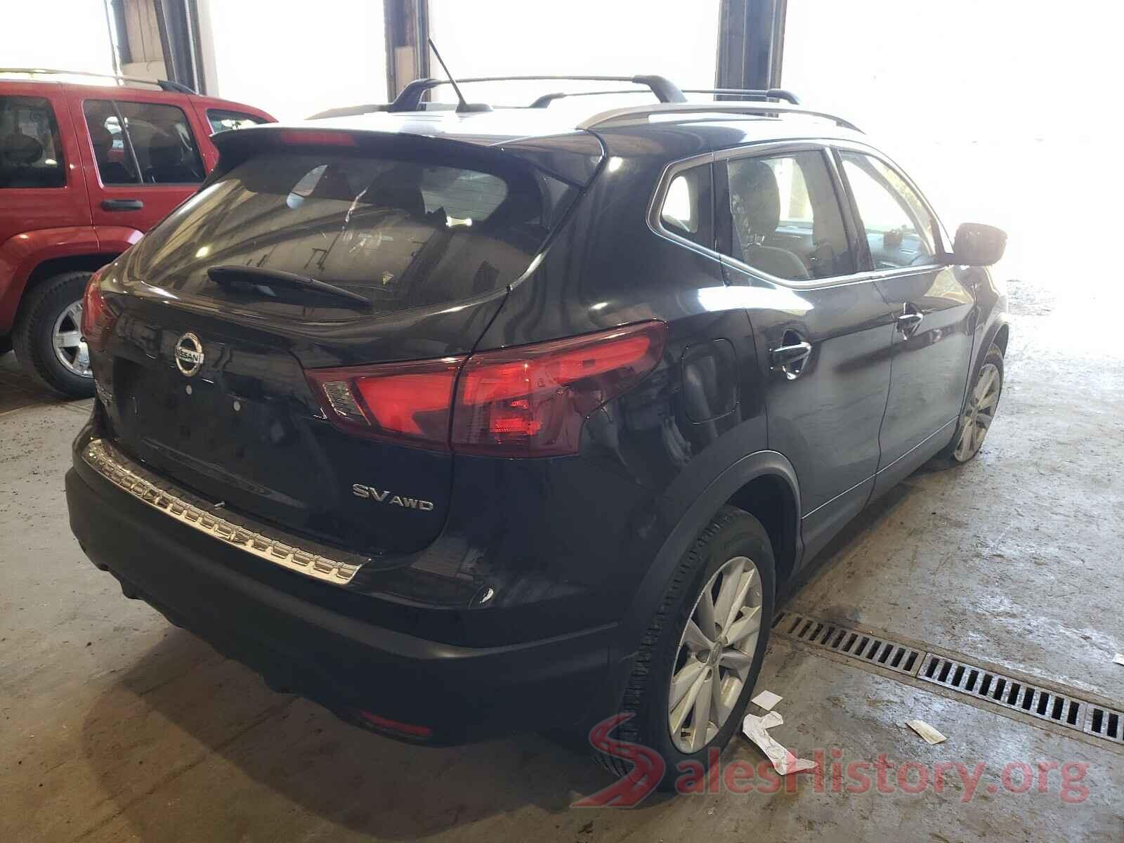 JN1BJ1CR0JW290117 2018 NISSAN ROGUE