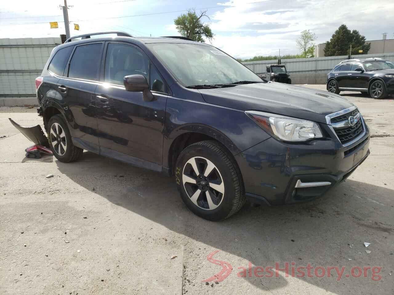 JF2SJAGC4HH521720 2017 SUBARU FORESTER