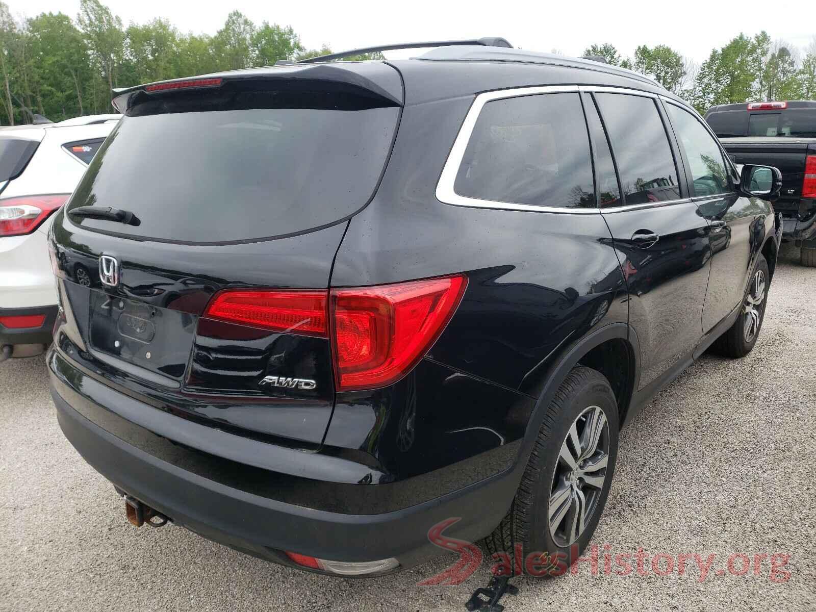 5FNYF6H3XHB103054 2017 HONDA PILOT