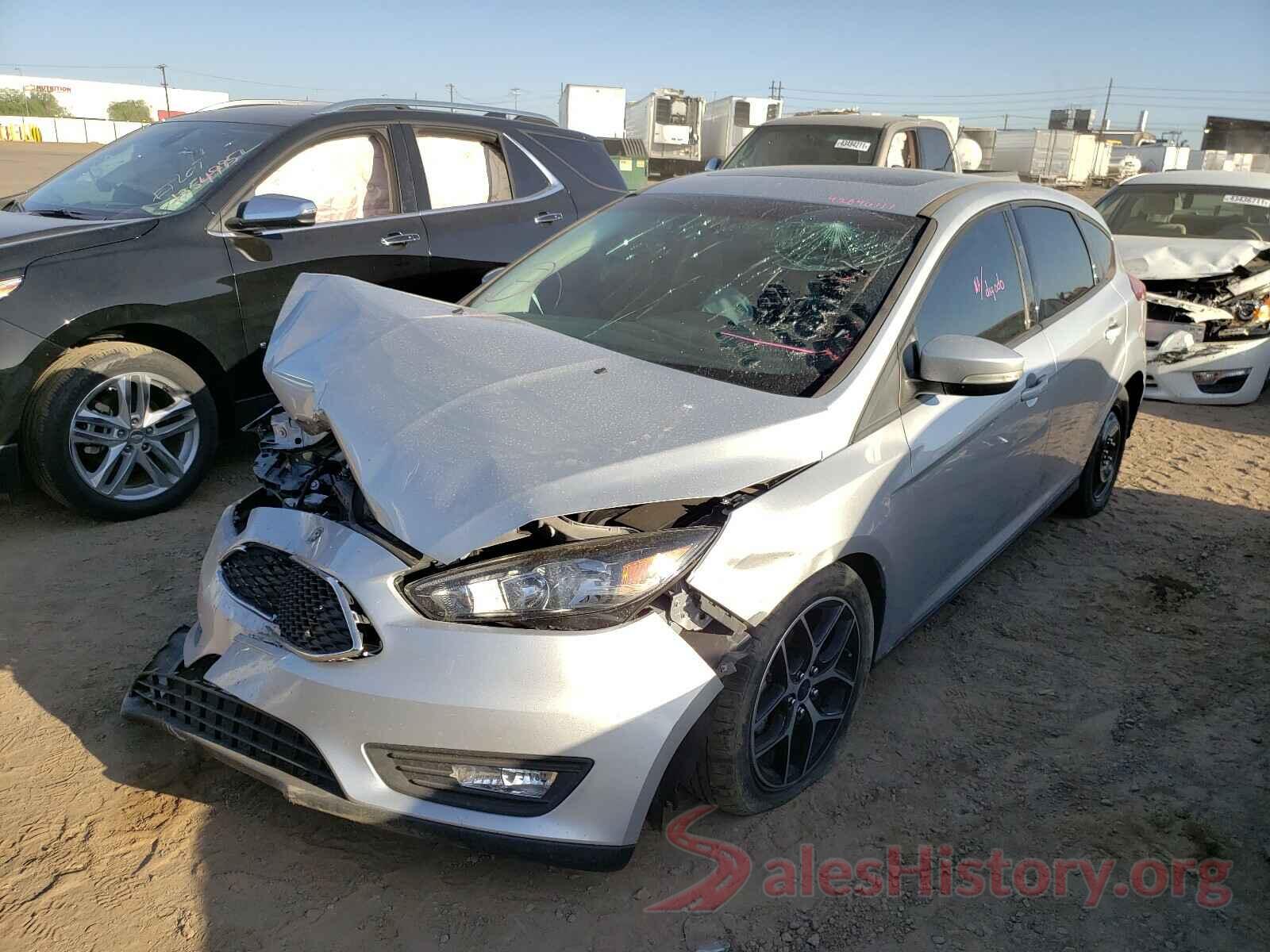 1FADP3M2XJL224070 2018 FORD FOCUS