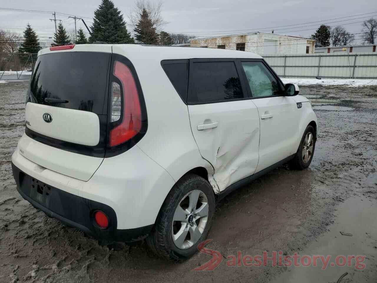 KNDJN2A22J7573198 2018 KIA SOUL