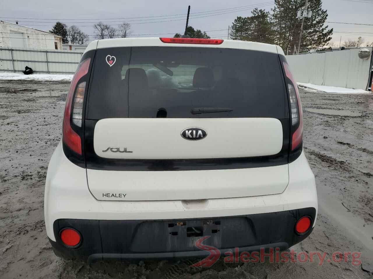 KNDJN2A22J7573198 2018 KIA SOUL