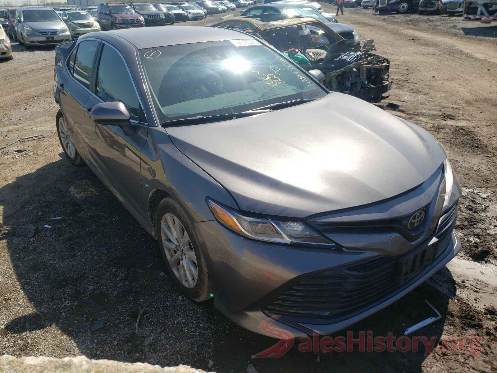 4T1B11HK5KU825797 2019 TOYOTA CAMRY