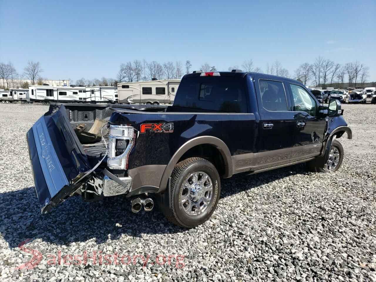2022 FORD F350 VIN 1FT8W3BT6NED28754, right side view