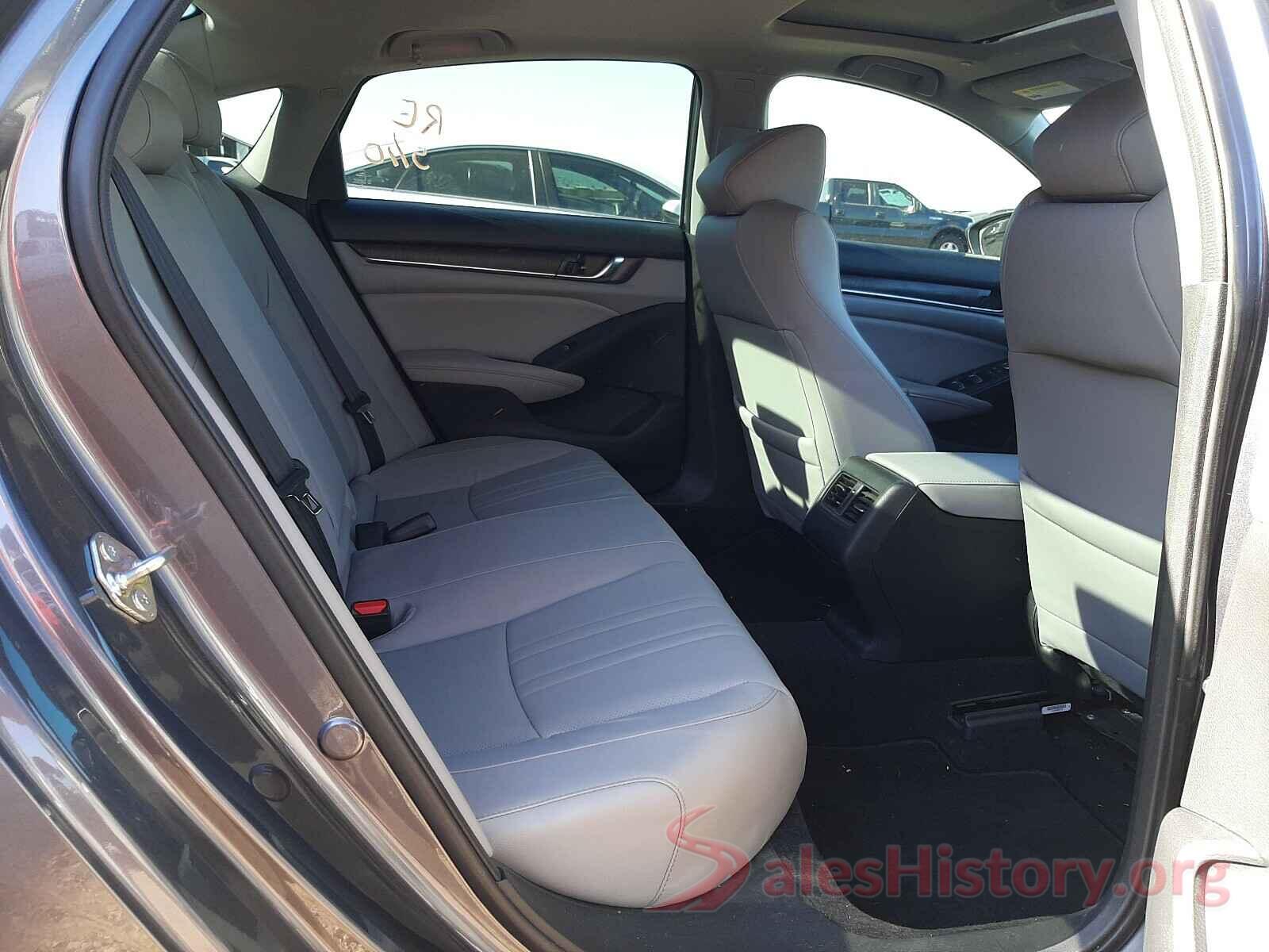 1HGCV1F54JA182127 2018 HONDA ACCORD