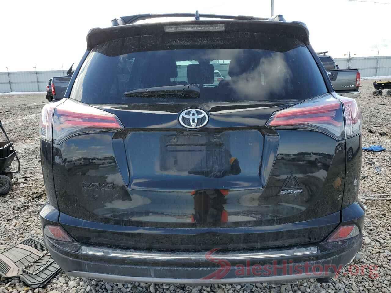 2T3RFREV0JW819294 2018 TOYOTA RAV4