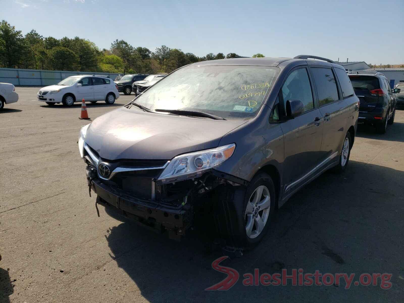 5TDKZ3DC7KS019794 2019 TOYOTA SIENNA