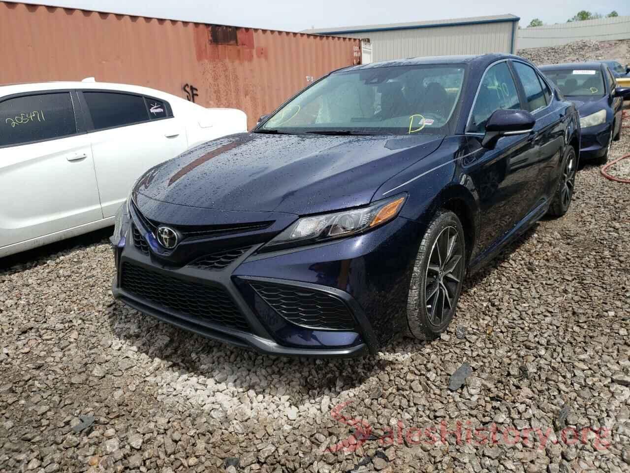 4T1G11AK0NU625043 2022 TOYOTA CAMRY