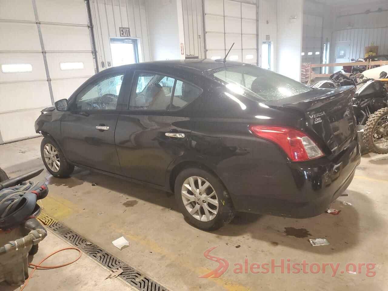 3N1CN7AP1JL871807 2018 NISSAN VERSA