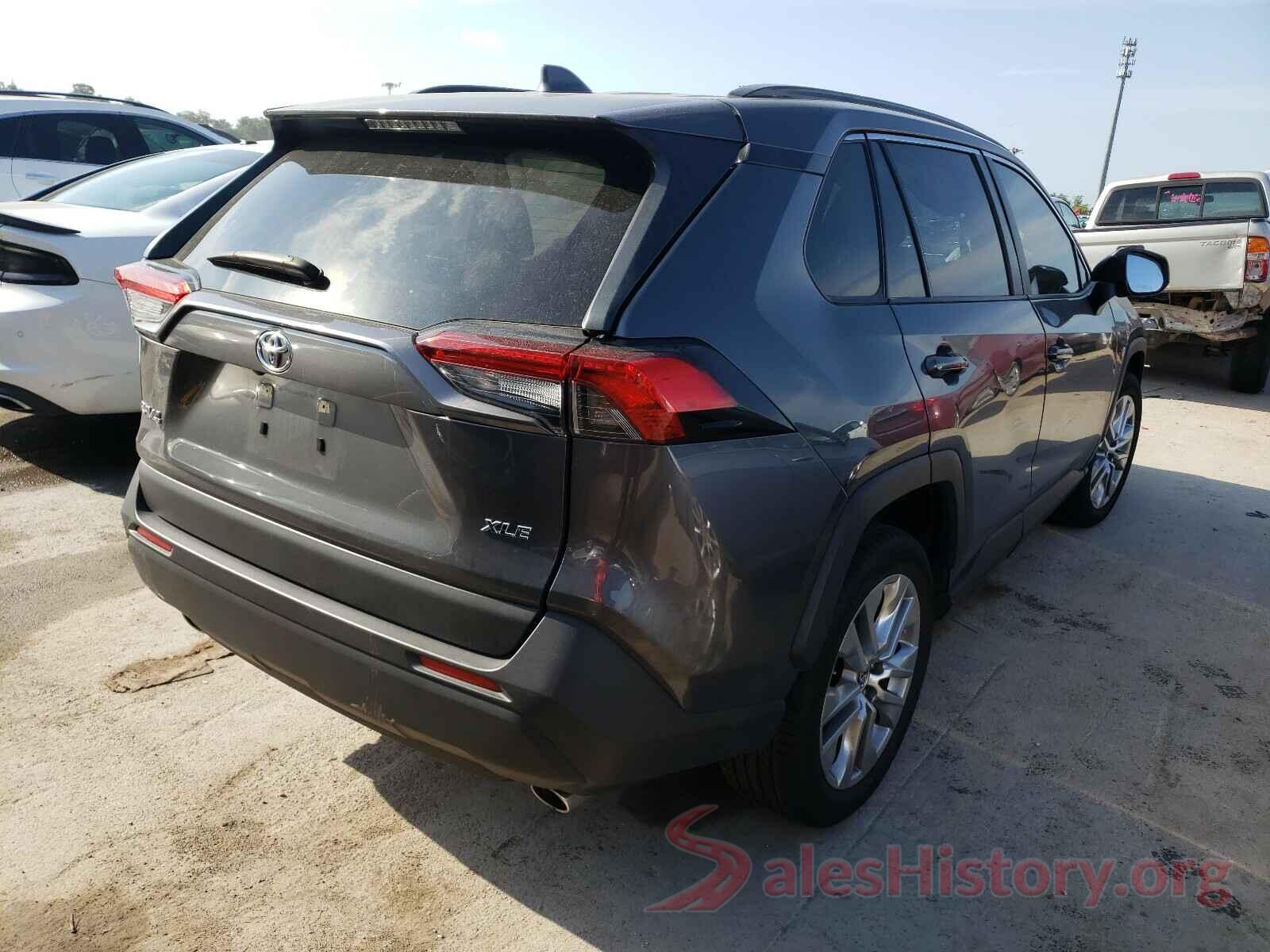 JTMC1RFV3KD032471 2019 TOYOTA RAV4