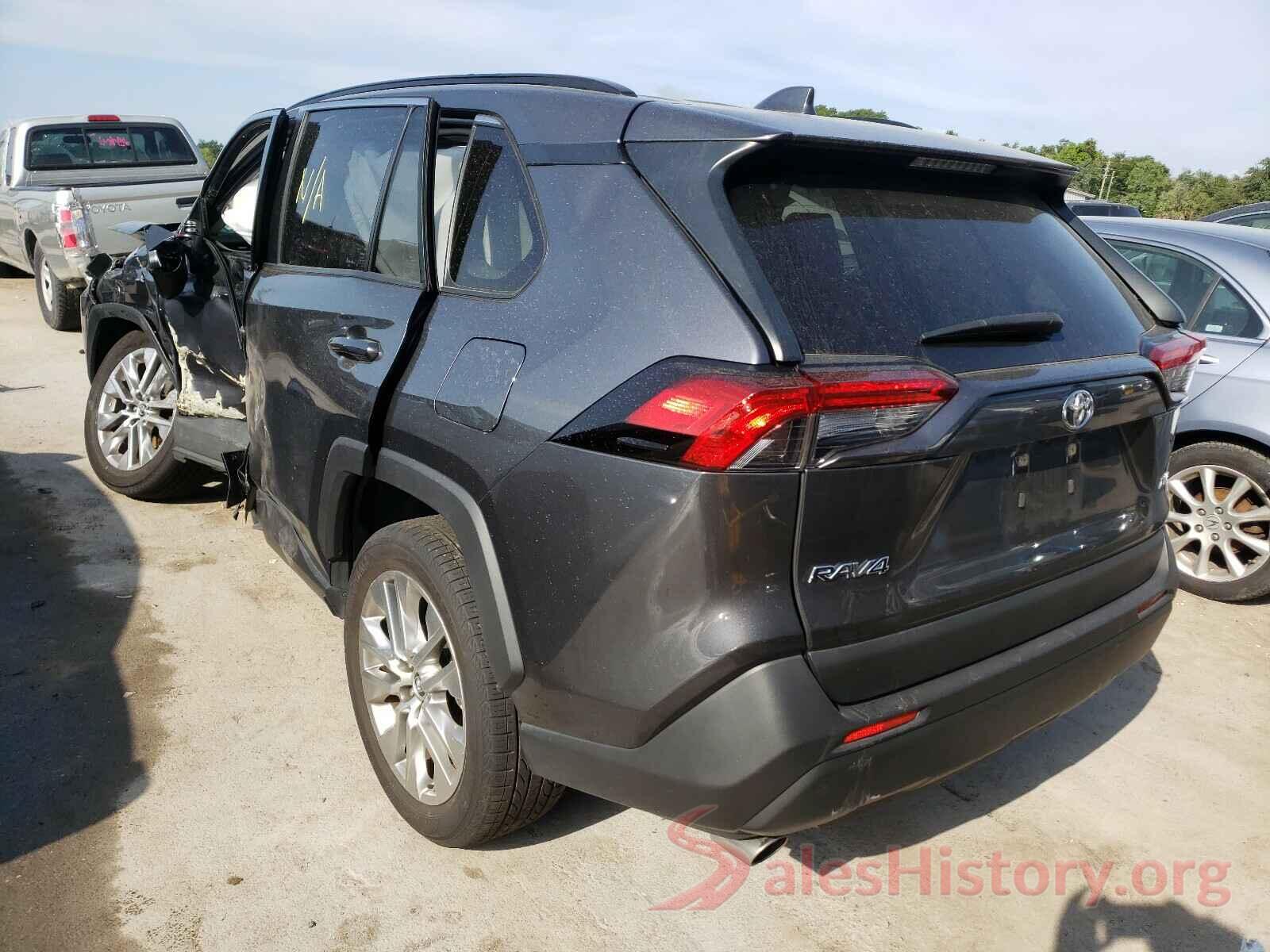 JTMC1RFV3KD032471 2019 TOYOTA RAV4