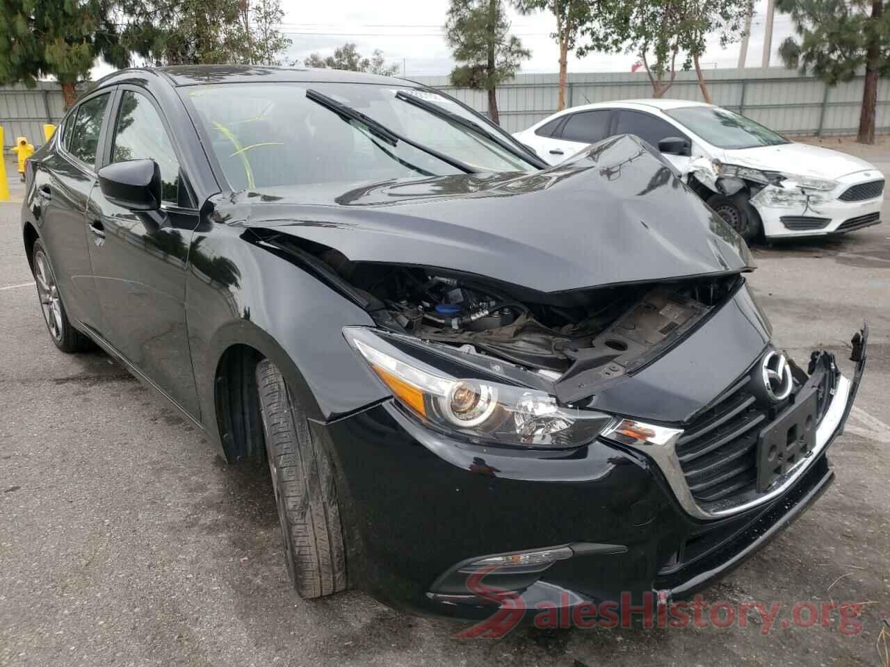 3MZBN1V32JM249270 2018 MAZDA 3