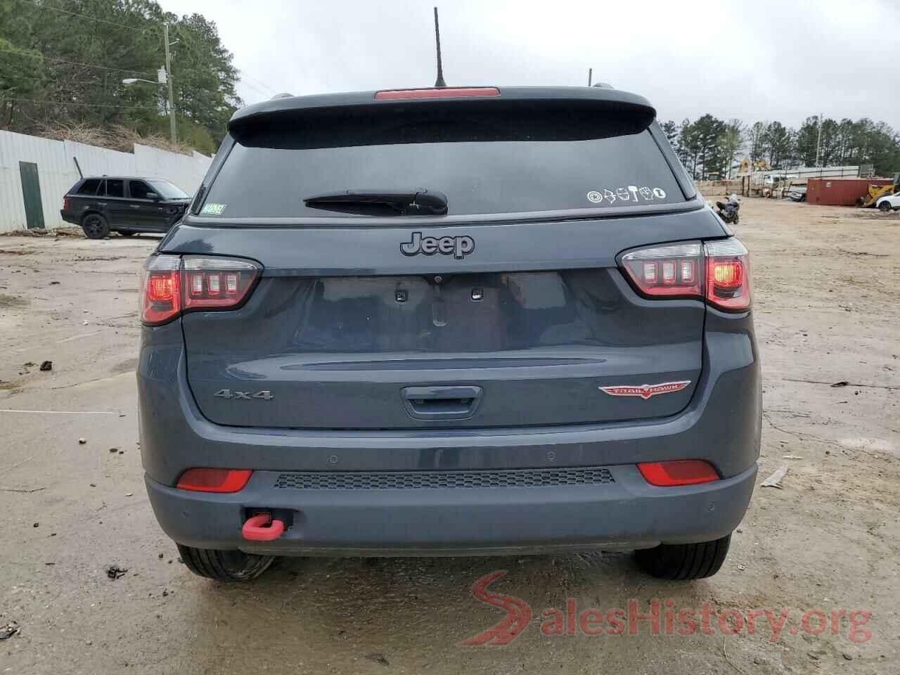 3C4NJDDB2JT179801 2018 JEEP COMPASS