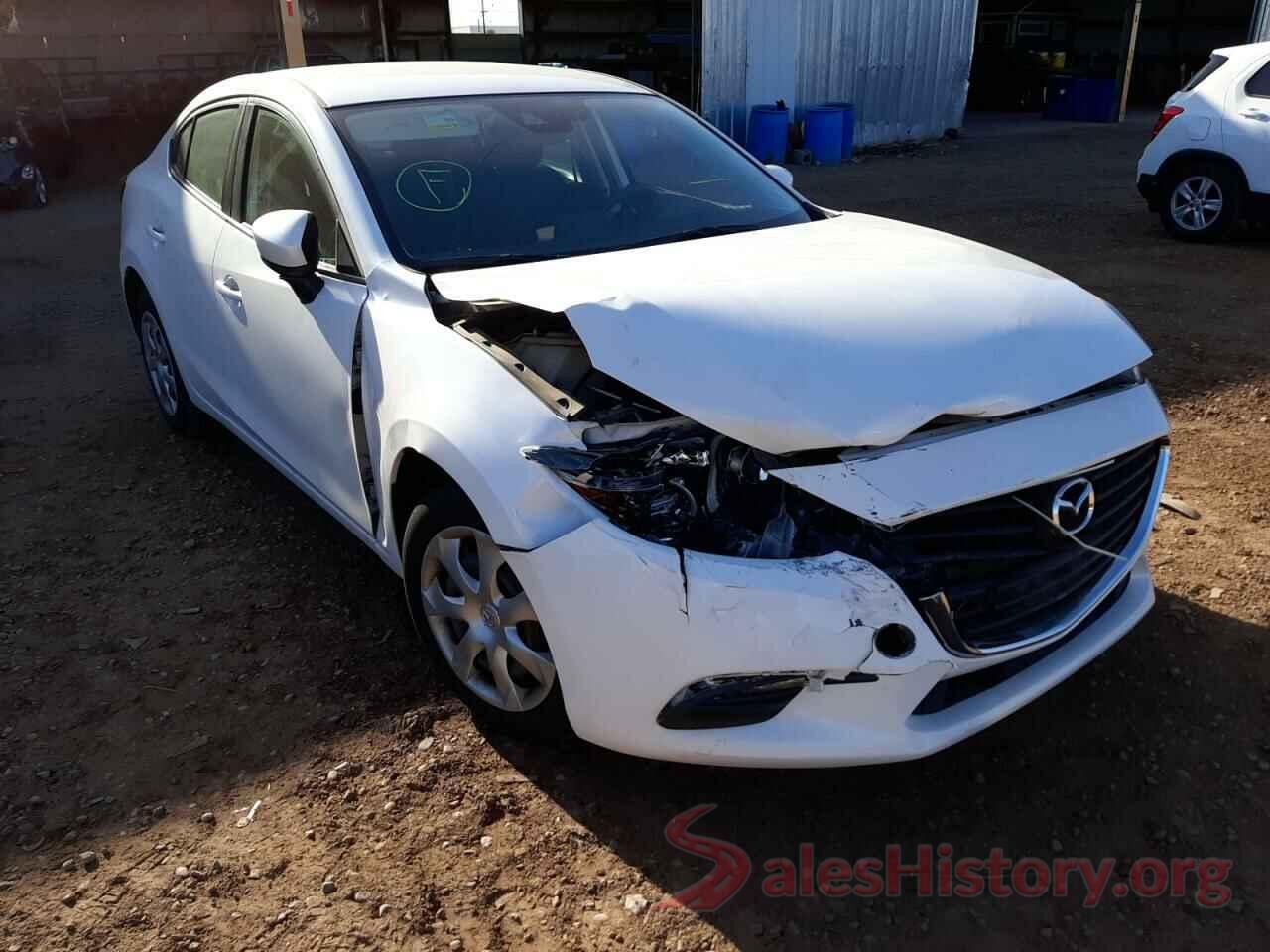 3MZBN1U77JM240858 2018 MAZDA 3