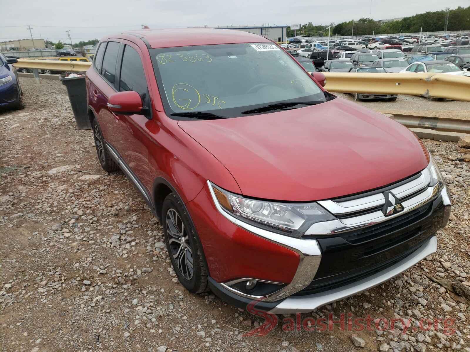 JA4AD3A30JZ023563 2018 MITSUBISHI OUTLANDER