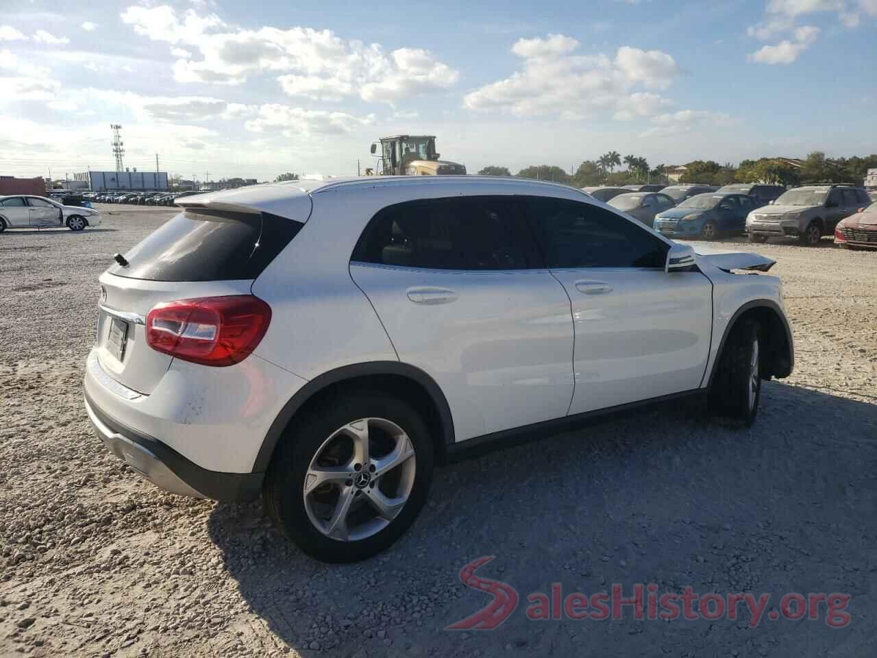 WDCTG4EB1JJ504931 2018 MERCEDES-BENZ GLA-CLASS