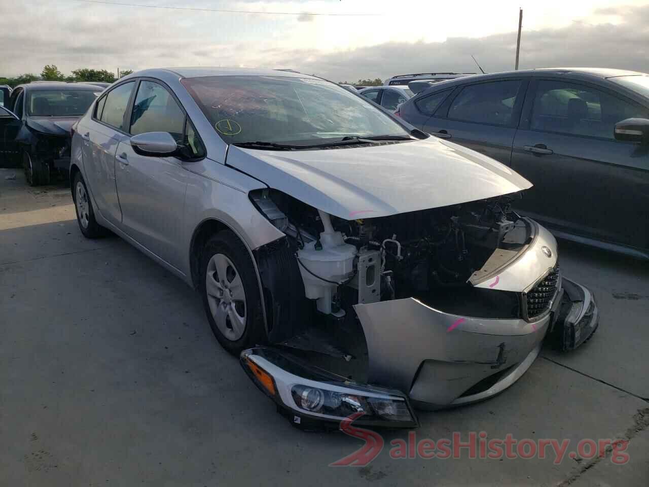 3KPFK4A73HE131417 2017 KIA FORTE