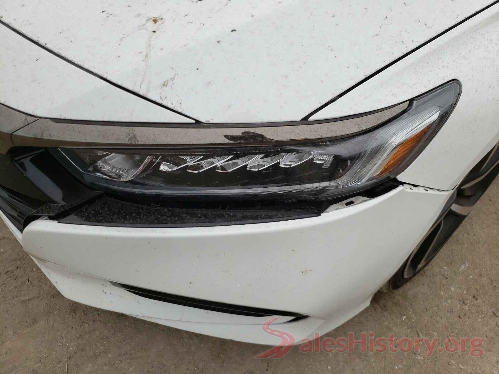 1HGCV1F38JA114203 2018 HONDA ACCORD