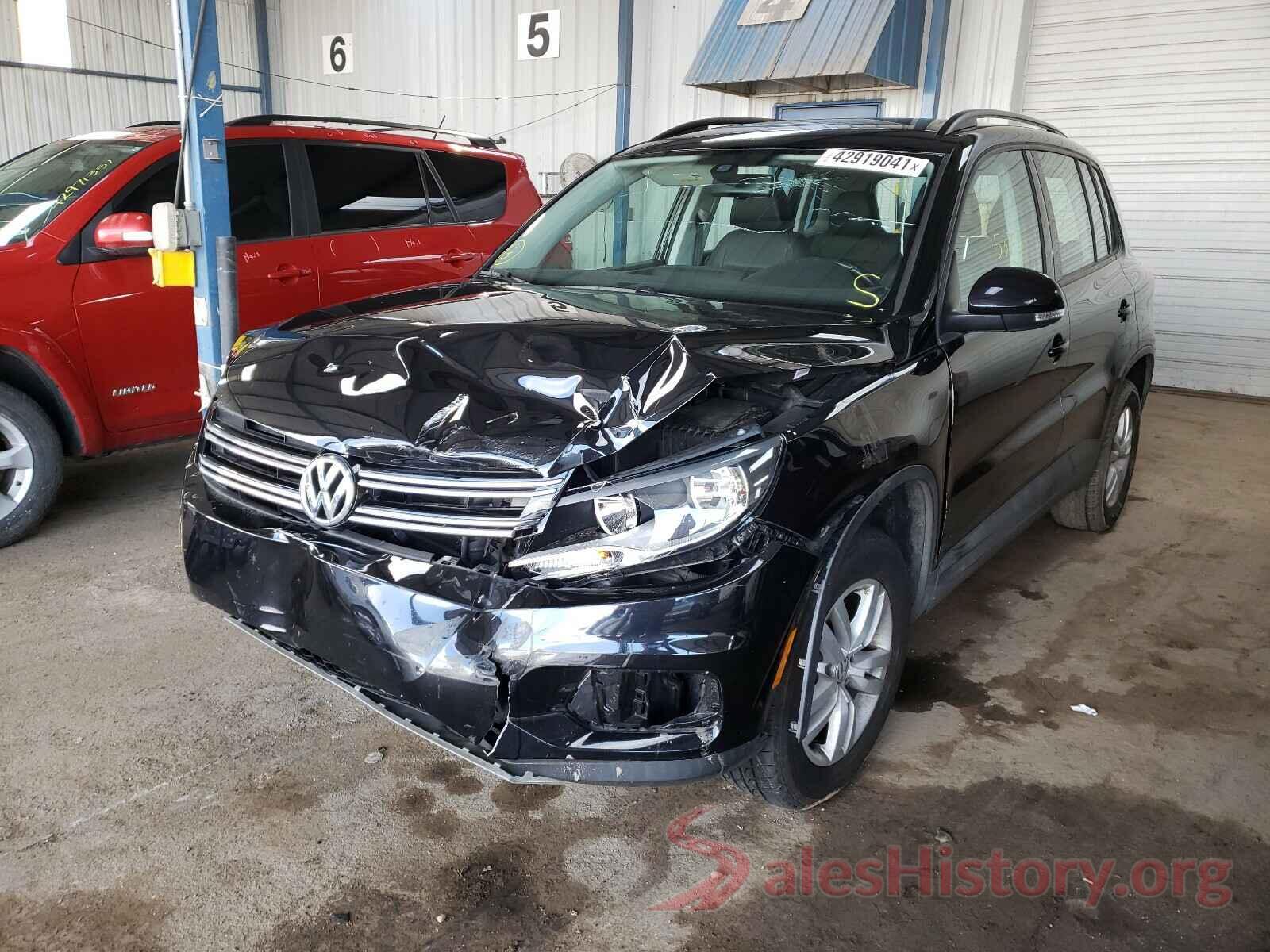 WVGAV7AX1HK000479 2017 VOLKSWAGEN TIGUAN