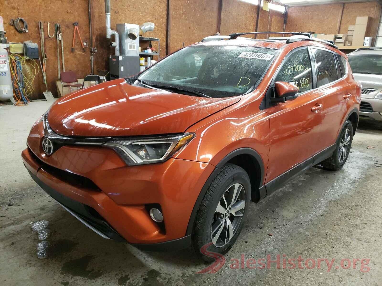 2T3RFREV6GW478136 2016 TOYOTA RAV4