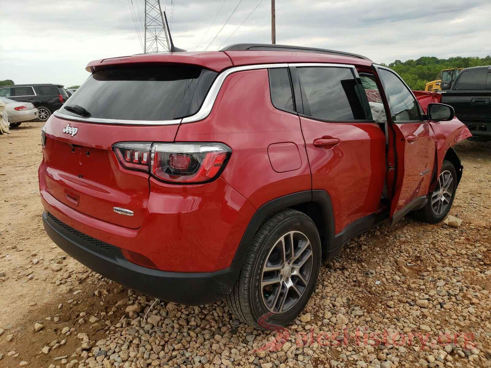 3C4NJCBB1JT467919 2018 JEEP COMPASS