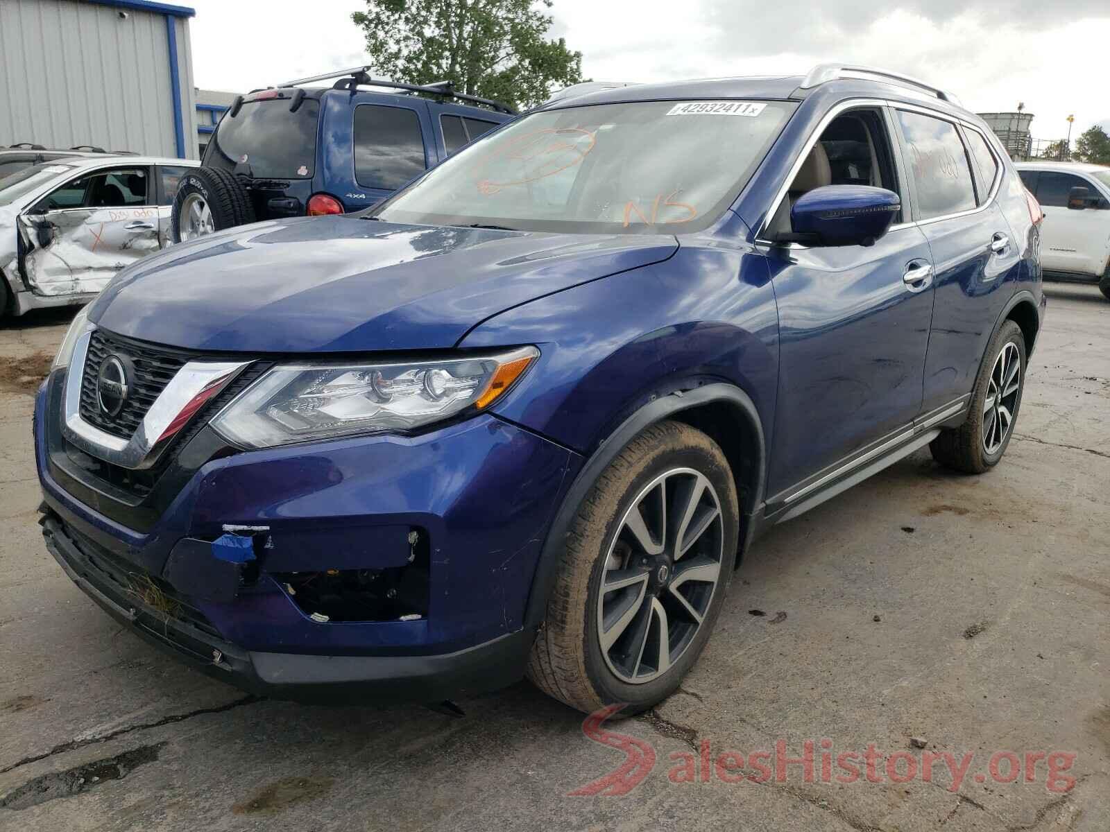 JN8AT2MV8JW351996 2018 NISSAN ROGUE