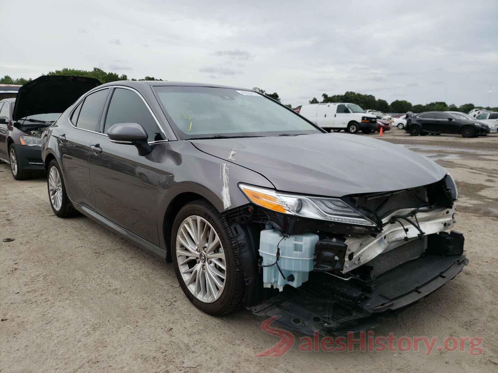 4T1B11HK7JU043161 2018 TOYOTA CAMRY