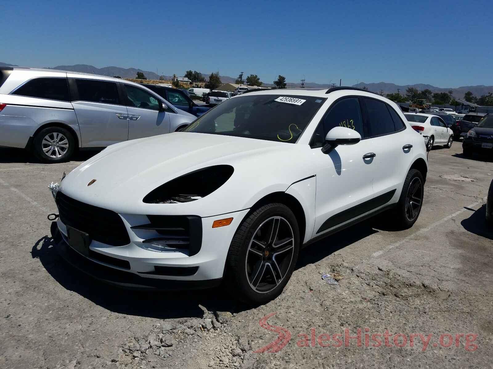 WP1AA2A56KLB08968 2019 PORSCHE MACAN