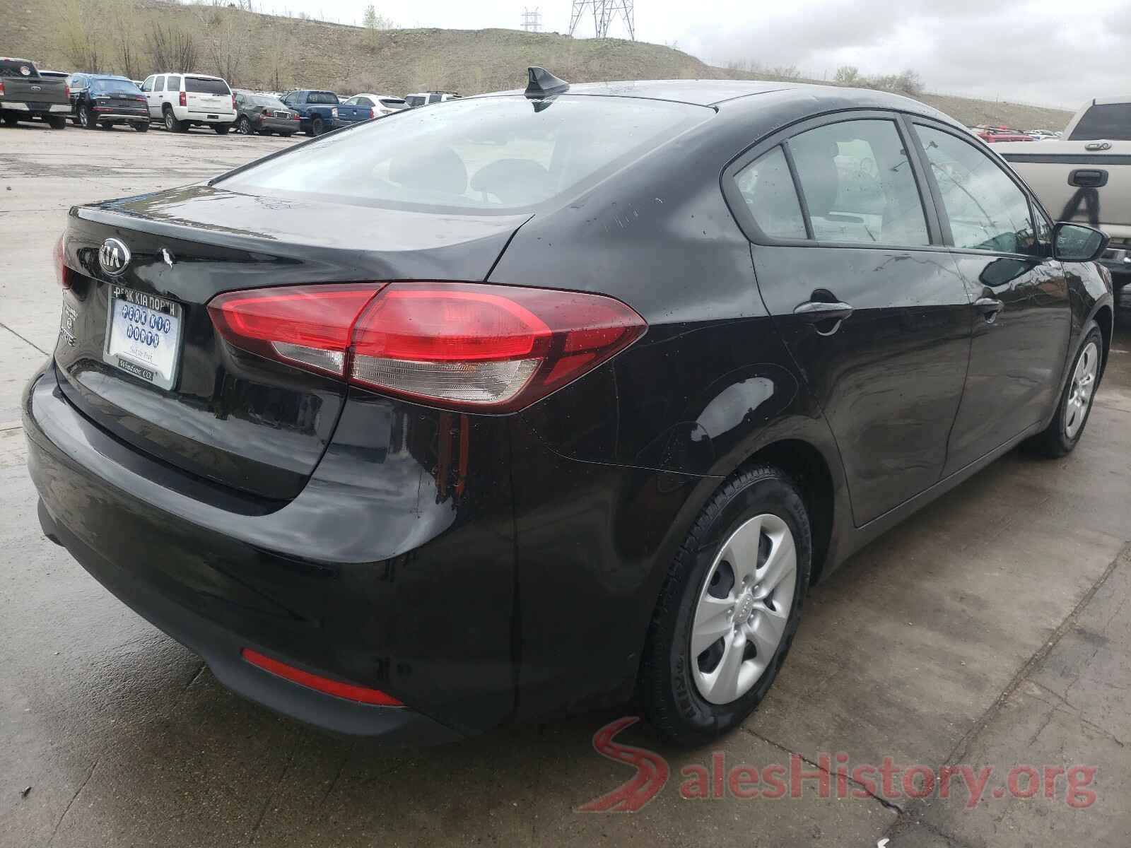 3KPFK4A76HE152651 2017 KIA FORTE