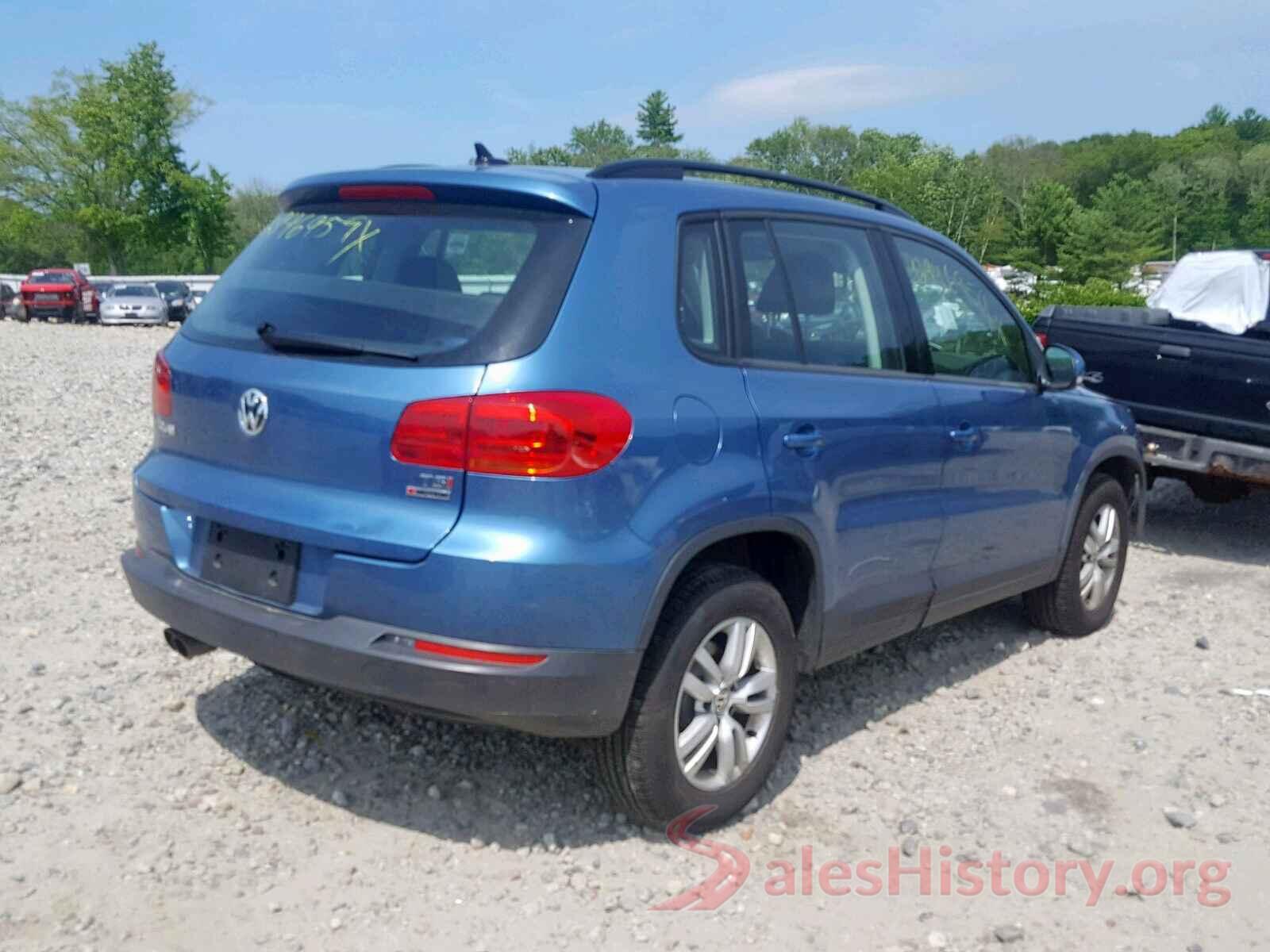 WVGBV7AX7HK031823 2017 VOLKSWAGEN TIGUAN