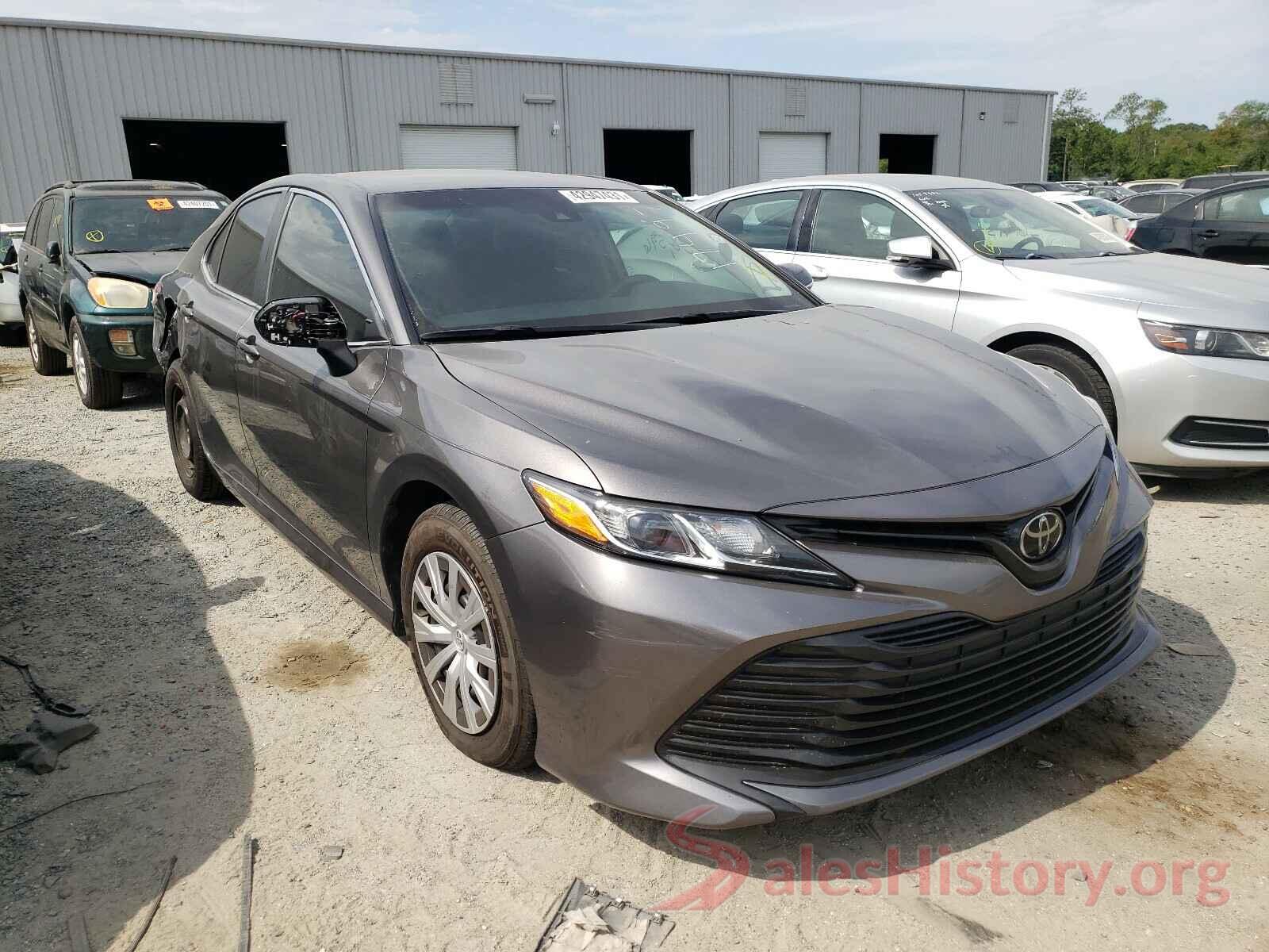 4T1B11HK0JU540973 2018 TOYOTA CAMRY